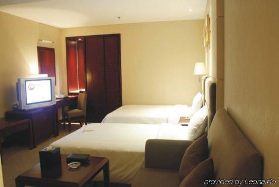 Huizhou Jinhuayue International Hotel חדר תמונה
