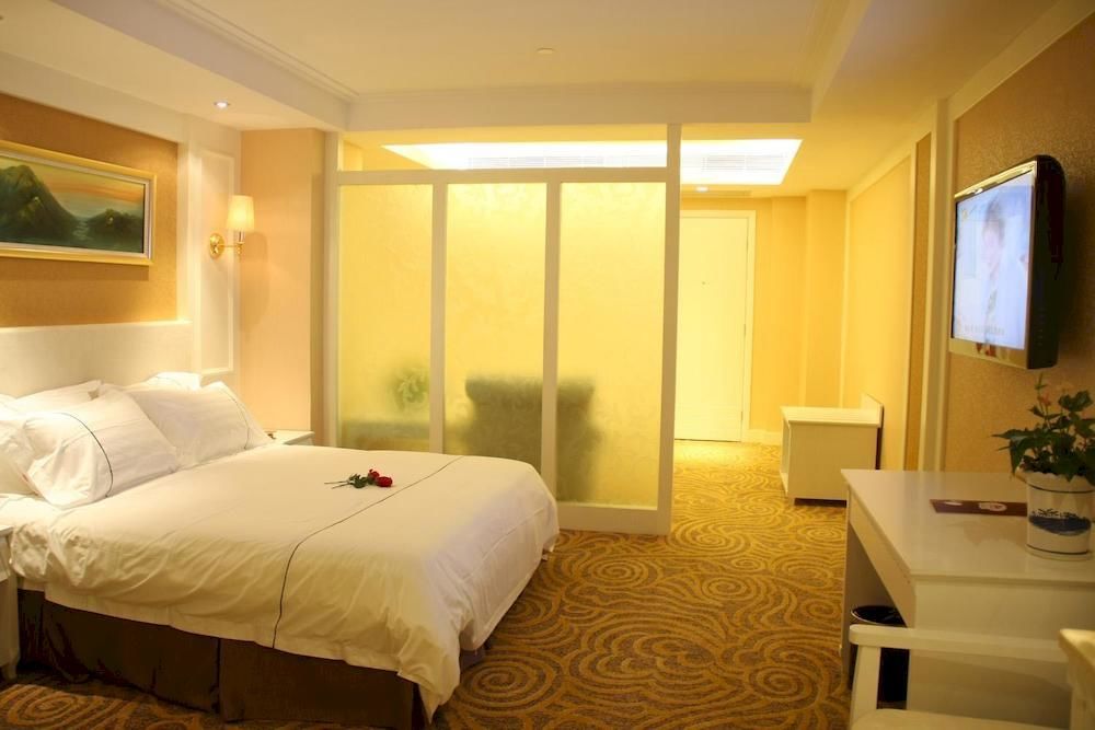 Huizhou Jinhuayue International Hotel מראה חיצוני תמונה