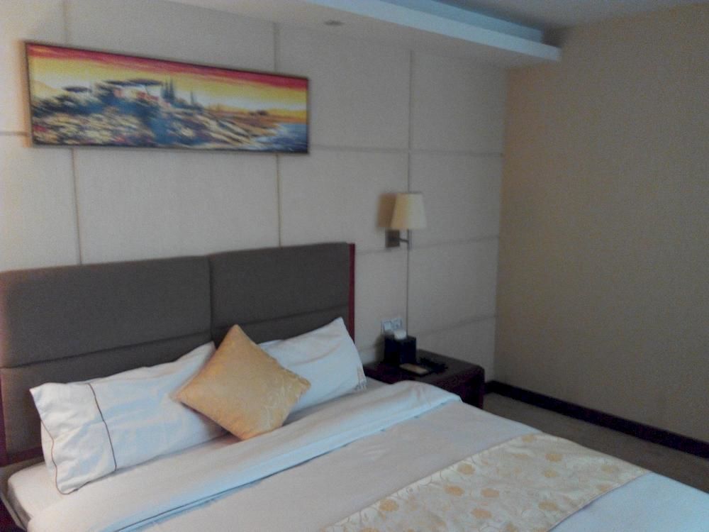 Huizhou Jinhuayue International Hotel מראה חיצוני תמונה