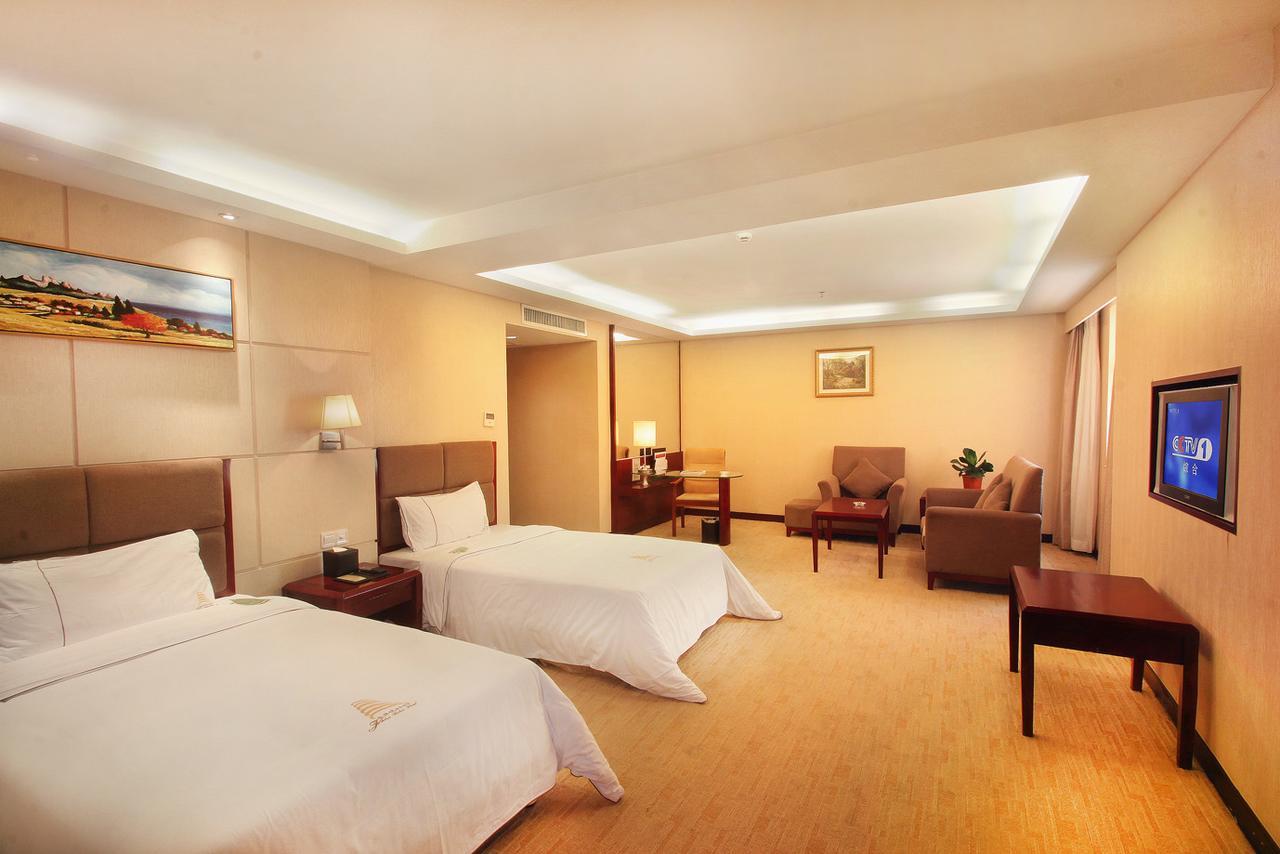 Huizhou Jinhuayue International Hotel מראה חיצוני תמונה