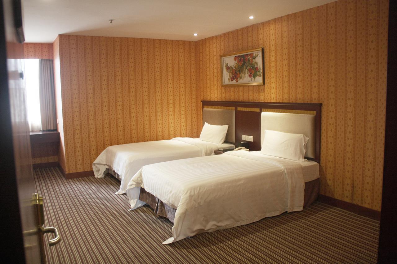 Huizhou Jinhuayue International Hotel מראה חיצוני תמונה