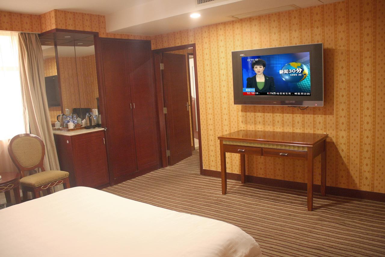 Huizhou Jinhuayue International Hotel מראה חיצוני תמונה